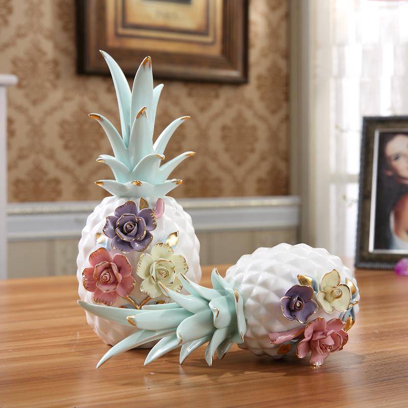 Ceramic pineapple ornament