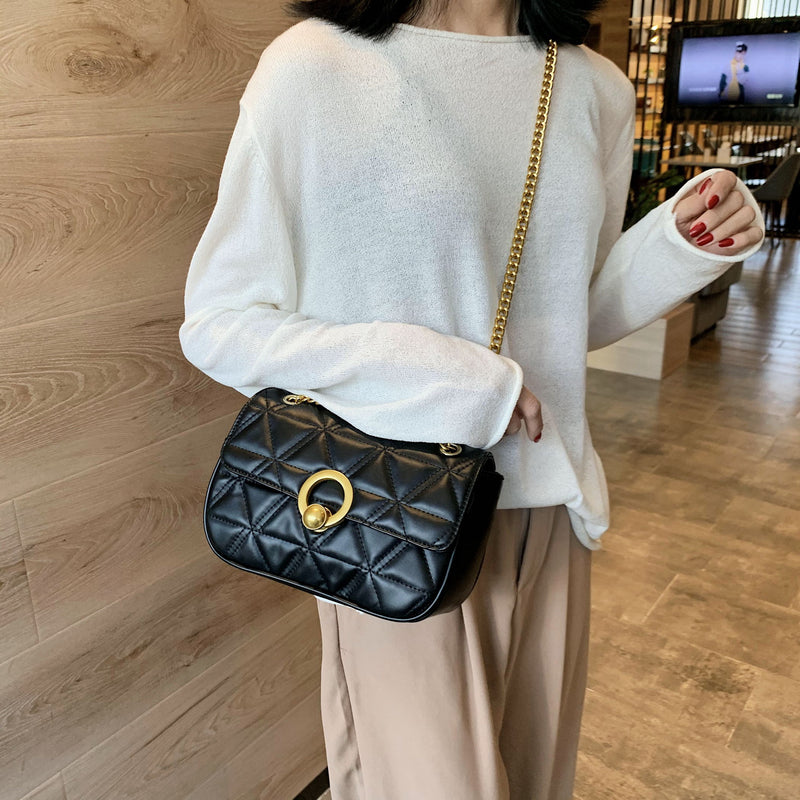 Chain shoulder bag fashion shoulder