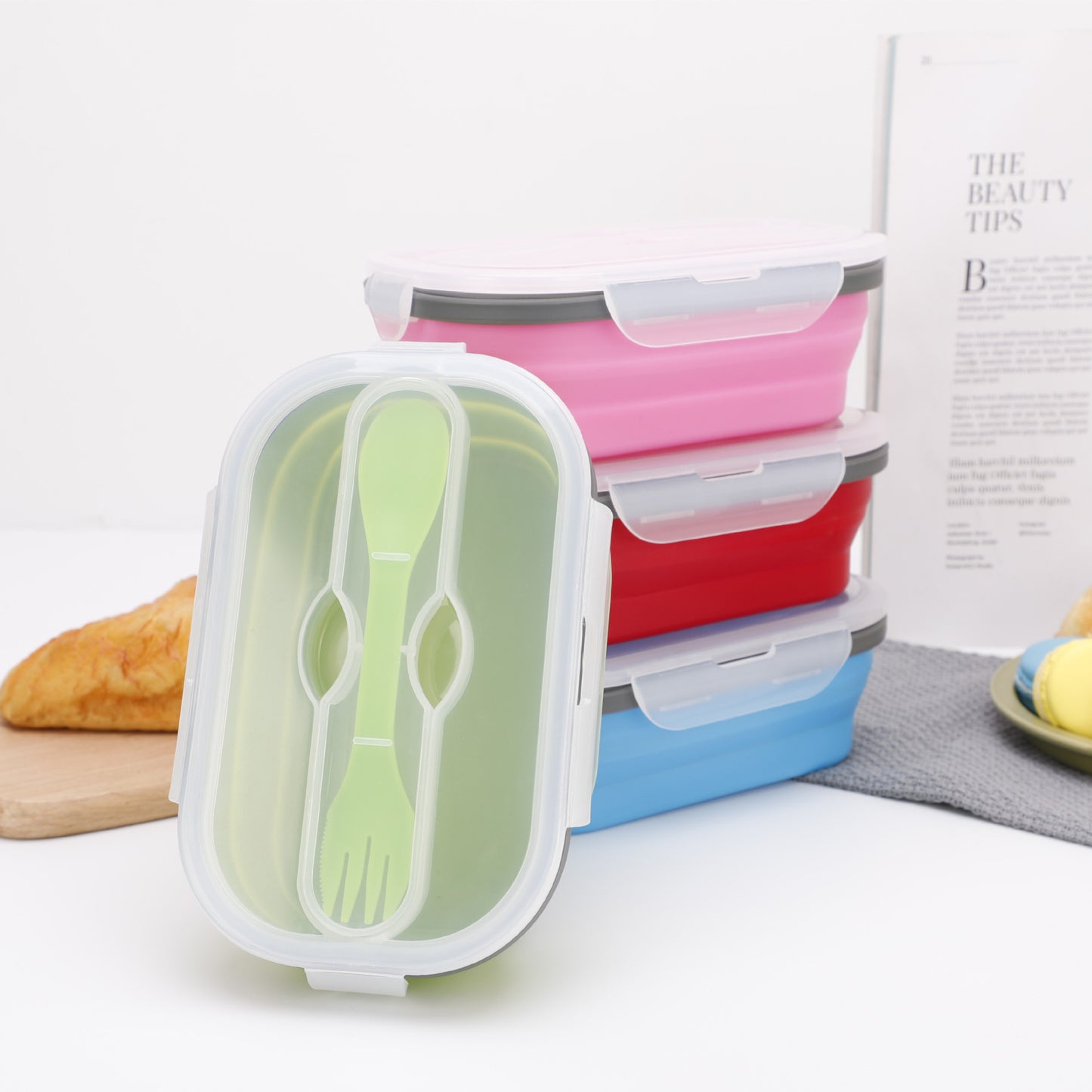 Retractable folding lunch box bento box