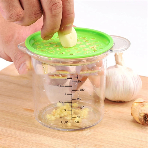 Multifunctional kitchen utensils baby food supplement grinder