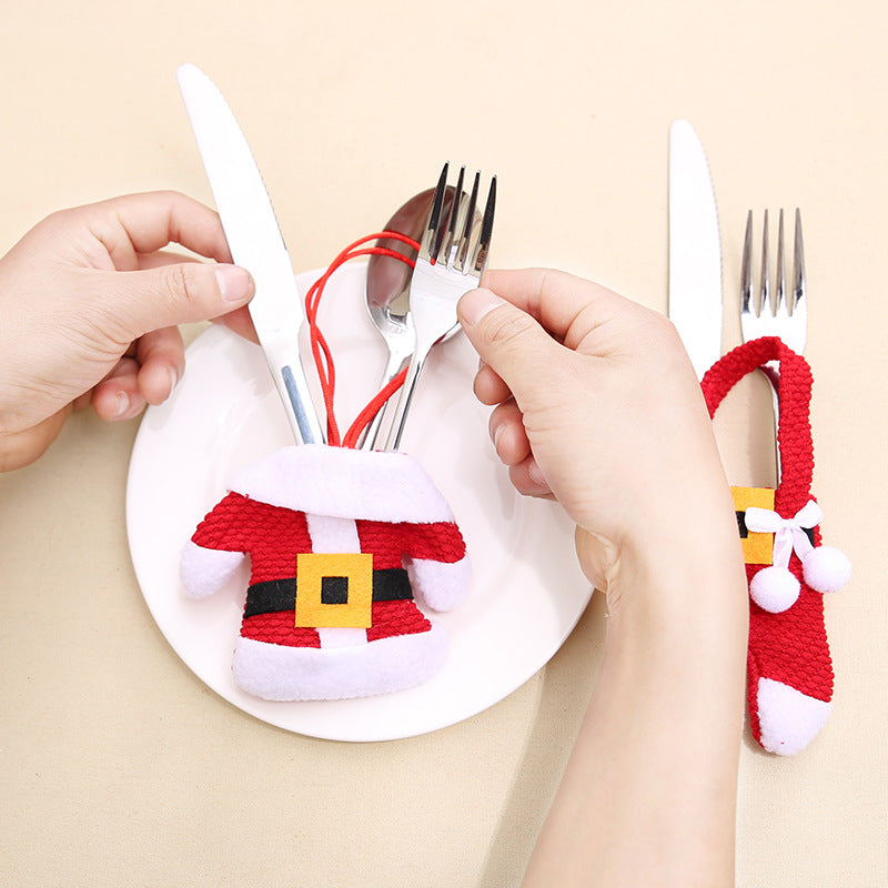 Santa Claus Christmas Decorations New Year Pocket Fork Knife Cutlery Holder Bag Home Party Table Dinner DecorationTableware