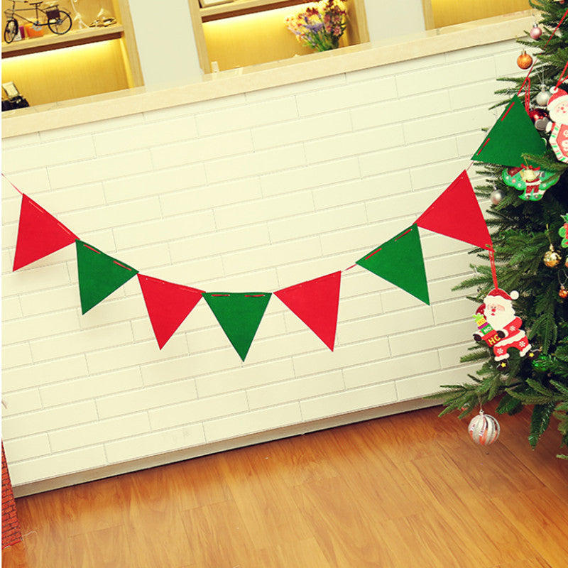 Arrange and decorate garland flag Christmas decorations